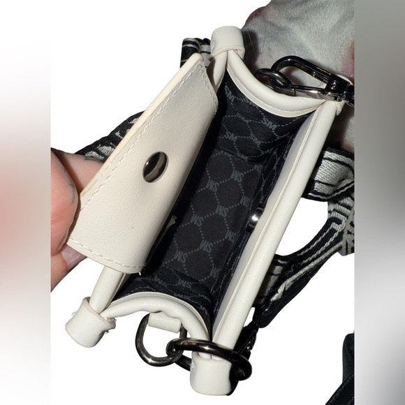 NEW Steven Madden Black & White The Micro Mini Crossbody Purse - Picture 5 of 5